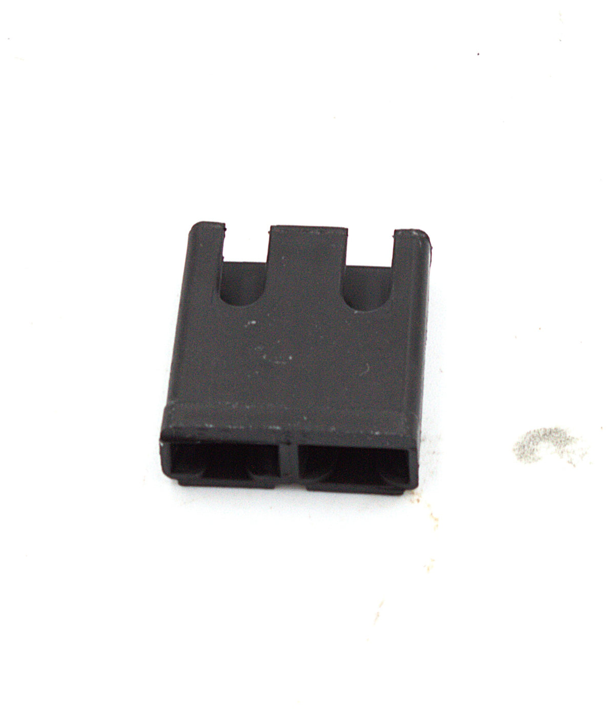 S48020 – SCAG Electrical Connector (Genuine OEM Part)