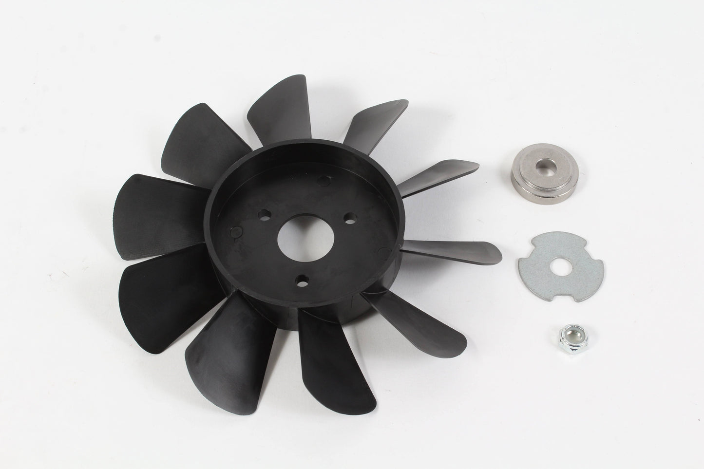 70811 – Hub and 7" Fan Assembly (Genuine OEM Replacement Part)