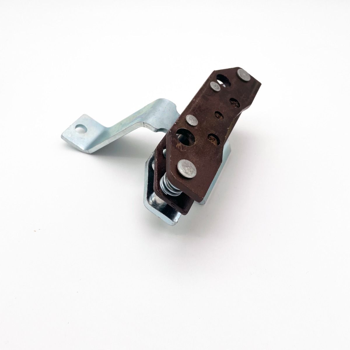 S485595 – SCAG Brake Caliper (Genuine SCAG OEM Brake Caliper Assembly)
