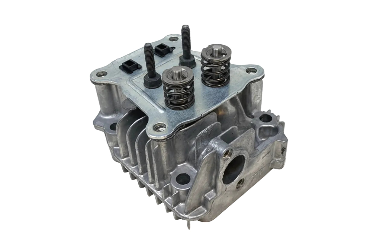 84004354 Cylinder Head Briggs &amp; Stratton (Genuine OEM Part)