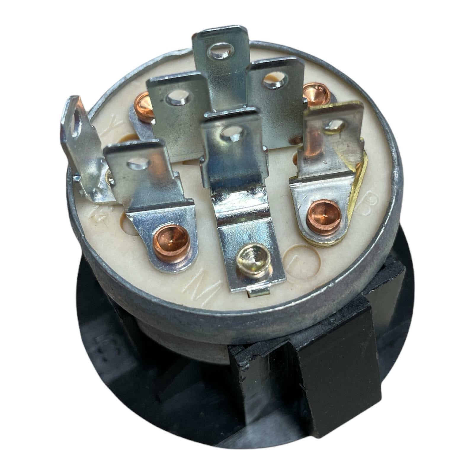 01588300 – Ariens / Gravely Key Switch Genuine OEM Part– Barry's