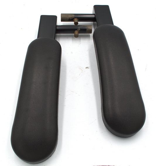 21800300 Armrest Kit | Ariens &amp; Gravely Poly Pad Armrests
