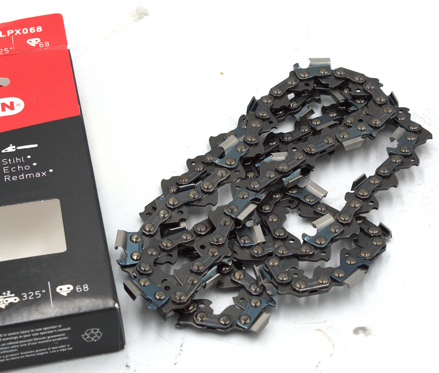 20LPX068G – Oregon PowerCut Chainsaw Chain, .325" Pitch, .050" Gauge, 68 Drive Links, 16" Bar