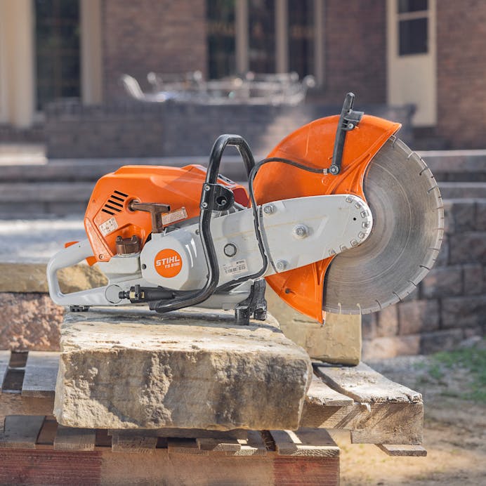 STIHL TS 910i Stihl Cutquik – 16” Professional Gas Cut-Off Saw (TS910i)