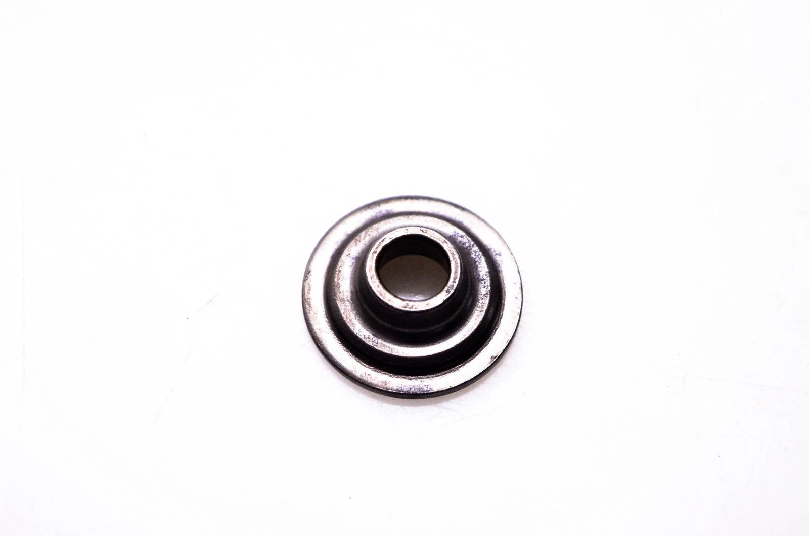 690964 – Briggs &amp; Stratton Valve Retainer (Genuine OEM Part)