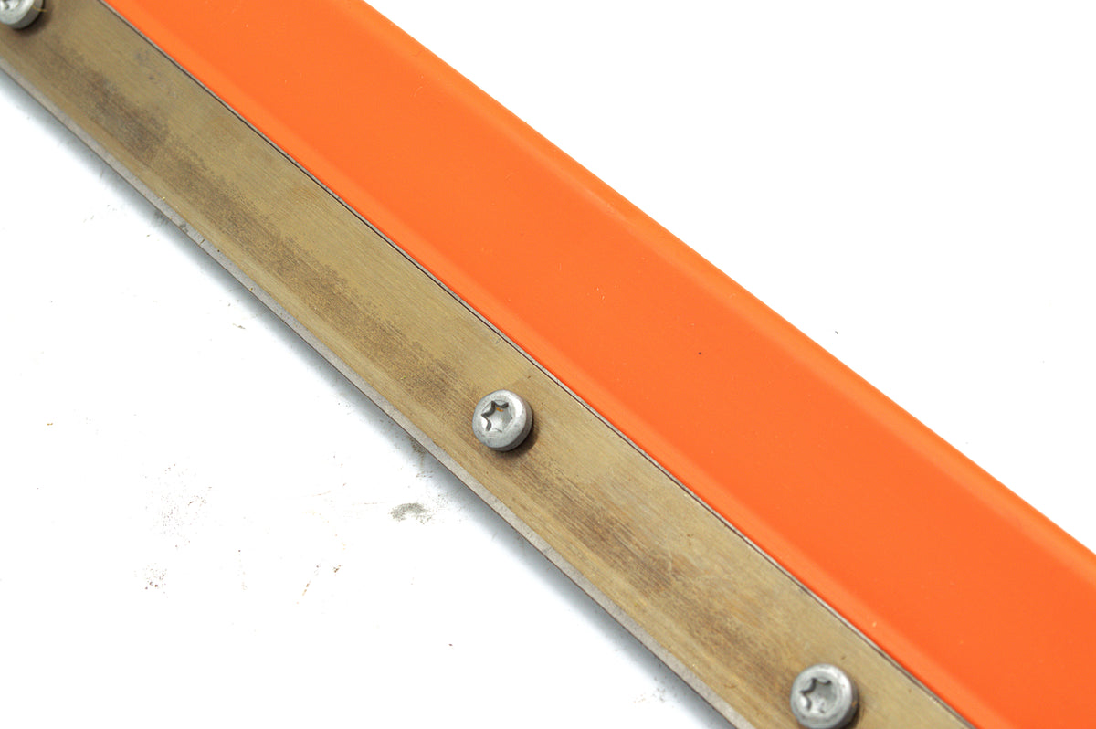 4226 710 5905 – STIHL 600 mm / 24" Cutter Bar Assembly for HS 85 Hedge Trimmer